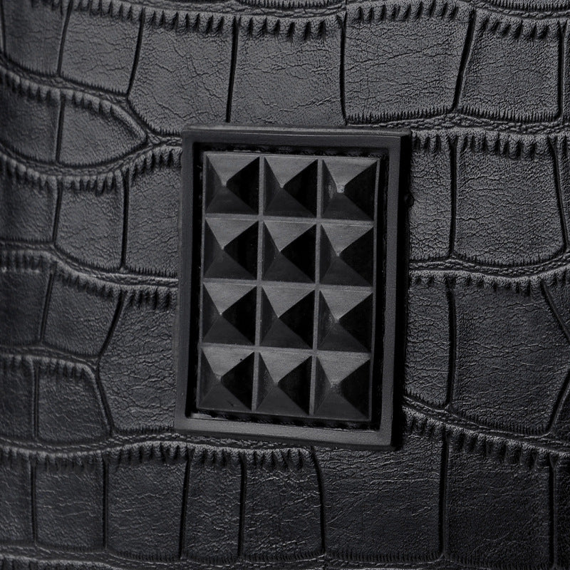 The Élite Crest Compact Duffle